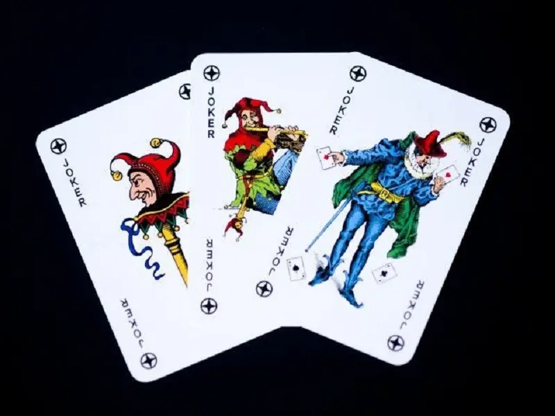 Nguồn gốc của lá bài joker là gì?